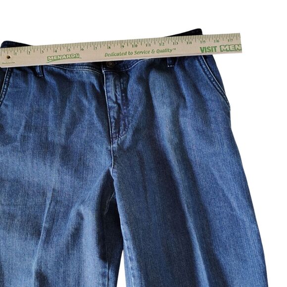 Liz Claiborne Audra Straight Leg Denim Capri Jeans High-rise Size 12 Women's - Picture 4 of 9
